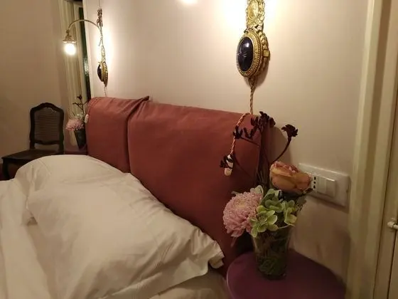 Luxury Tek Büyük Yataklı Oda