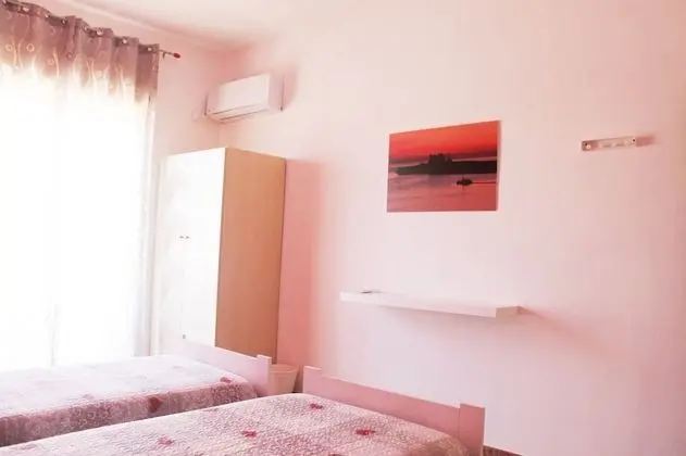 Tek Büyük veya İki Ayrı Yataklı Oda, Özel Banyo (External)