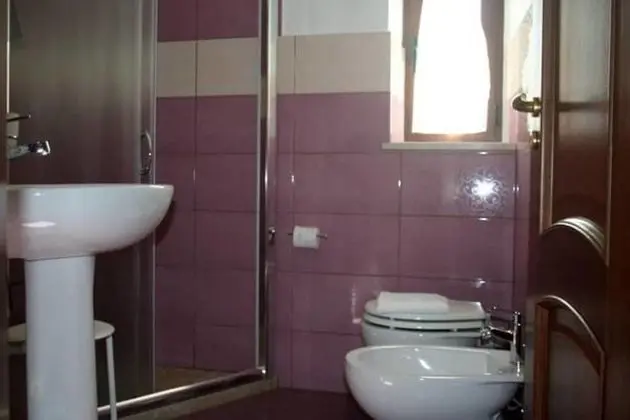 Tek Büyük veya İki Ayrı Yataklı Oda, Özel Banyo (Glicine)