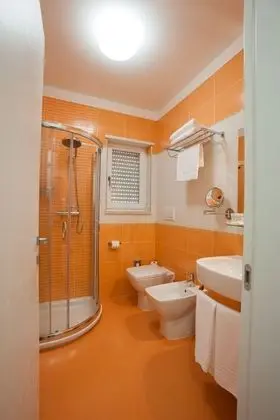 Tek Büyük Yataklı Oda, Balkon