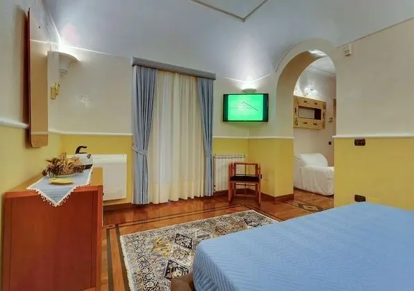 Dört Kişilik Oda (Orchidea)