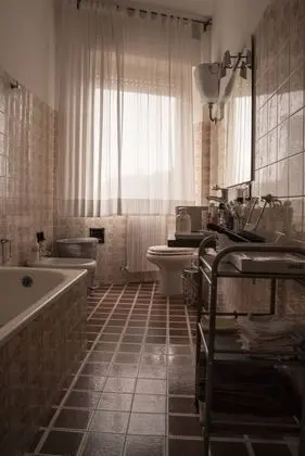 Standard Dört Kişilik Oda, Ortak Banyo