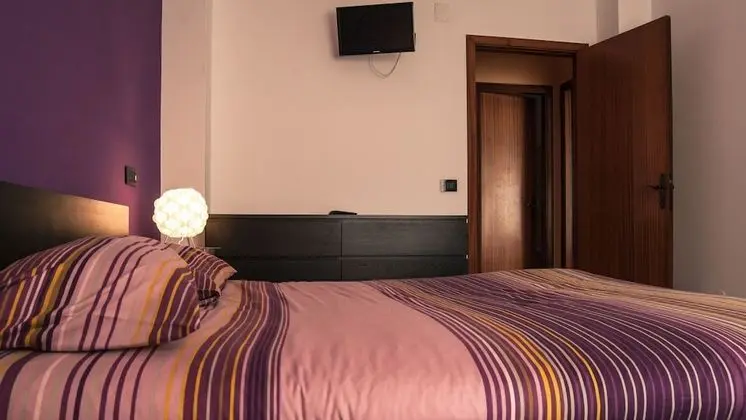 Standard Tek Büyük Yataklı Oda, Ortak Banyo