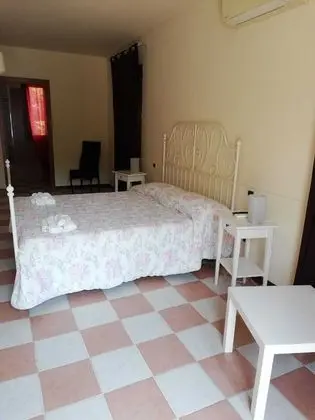 Dört Kişilik Oda (Rossa)