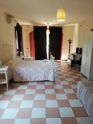 Dört Kişilik Oda (Rossa)
