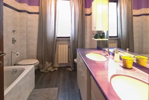 Dört Kişilik Oda, Özel Banyo (external)