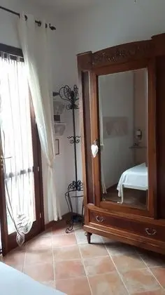 Büyük Yataklı Tek Kişilik Oda