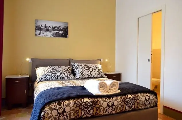 Tek Büyük Yataklı Oda, Banyolu/Duşlu, Avlu Manzaralı