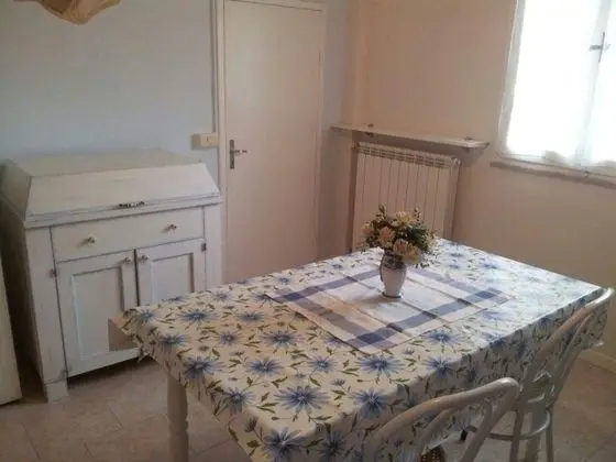 Apart Daire, 3 Yatak Odası, Balkon, Bahçe Manzaralı