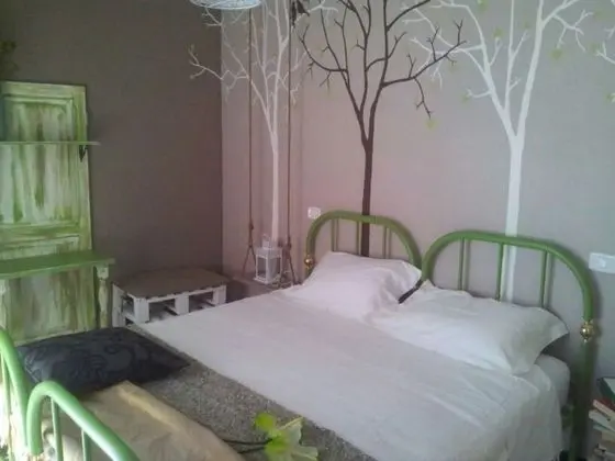 Tek Büyük Yataklı Oda, Ortak Banyo, Bahçe Manzaralı