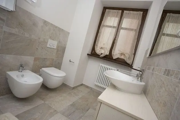 Comfort Tek Büyük Yataklı Oda (Orchidea)