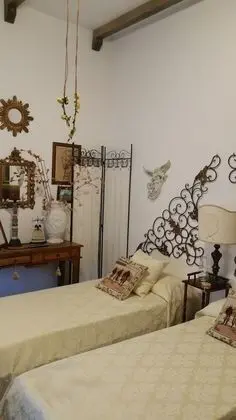 Classic Tek Büyük veya İki Ayrı Yataklı Oda