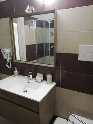 Dört Kişilik Oda (Rosaspina)