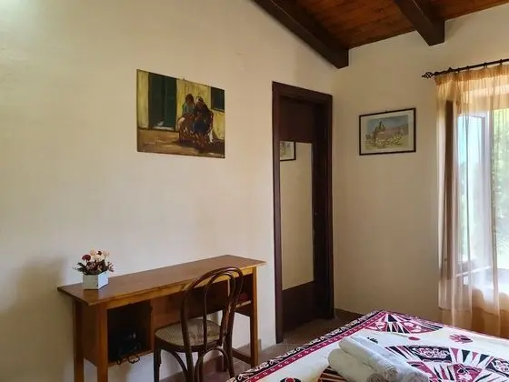 Tek Büyük veya İki Ayrı Yataklı Oda (n 1)