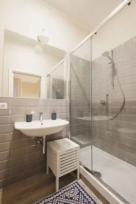 Standard Tek Büyük veya İki Ayrı Yataklı Oda, Balkon