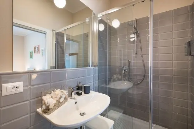 Standard Tek Büyük veya İki Ayrı Yataklı Oda, Balkon