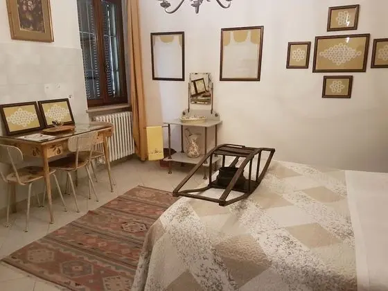 Tek Büyük veya İki Ayrı Yataklı Oda, Banyolu/Duşlu