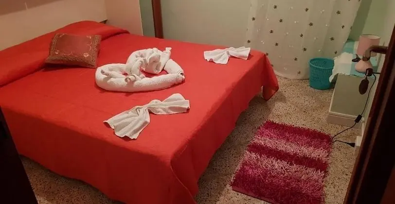 Tek Büyük veya İki Ayrı Yataklı Oda, Özel Banyo