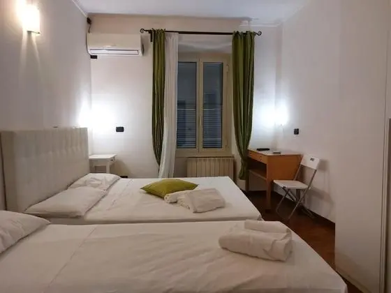 Basic Üç Kişilik Oda