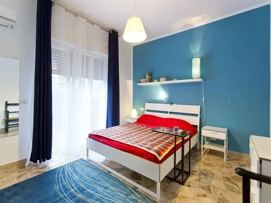 Tek Büyük Yataklı Oda, Balkon