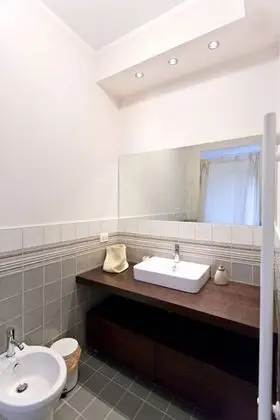 Tek Büyük Yataklı Oda, Balkon