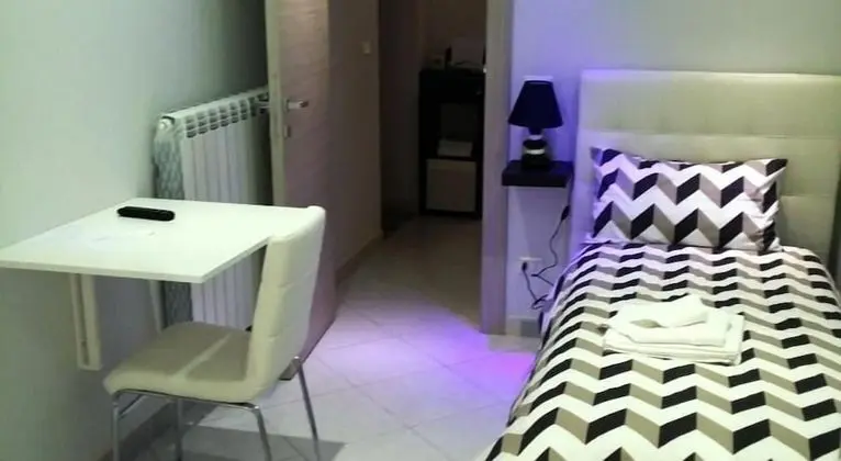 Tek Kişilik Oda, Avlu Manzaralı