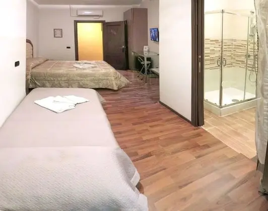 Standard Üç Kişilik Oda