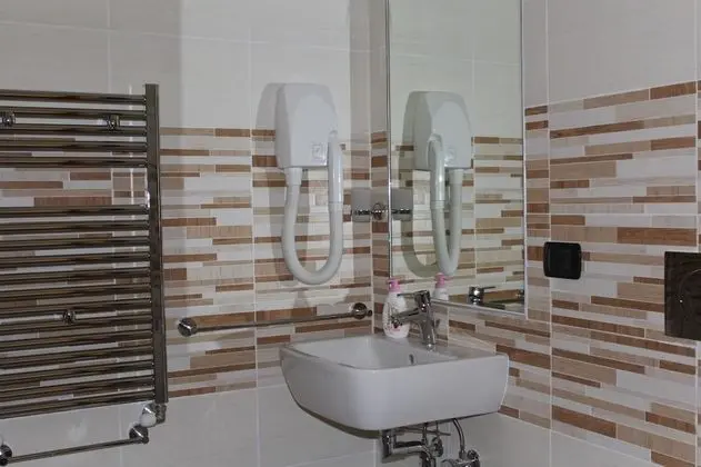 Standard Üç Kişilik Oda
