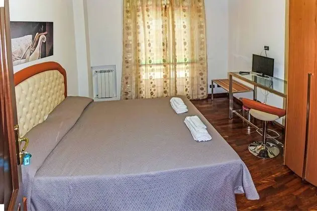 Tek Büyük Yataklı Oda