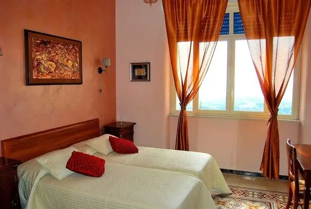 İki Ayrı Yataklı Oda, Deniz Manzaralı