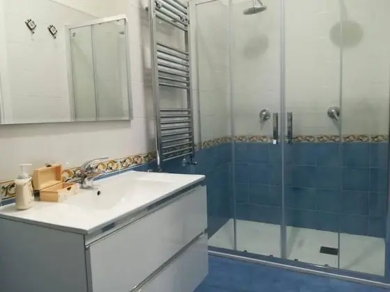 Dört Kişilik Oda, Özel Banyo