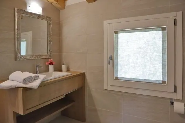 Tek Büyük Yataklı Oda (Second Floor)