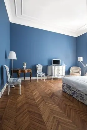 Deluxe Tek Büyük Yataklı Oda, Banyolu/Duşlu