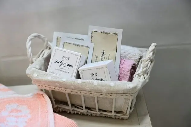 Traditional Tek Büyük veya İki Ayrı Yataklı Oda