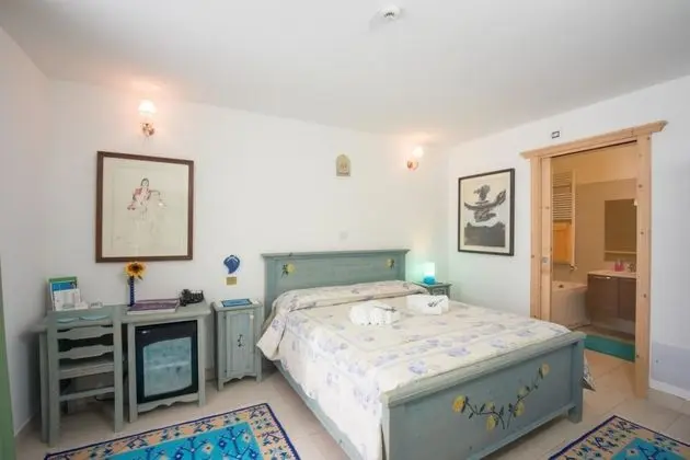 Tek Büyük Yataklı Oda, Balkon, Dağ Manzaralı