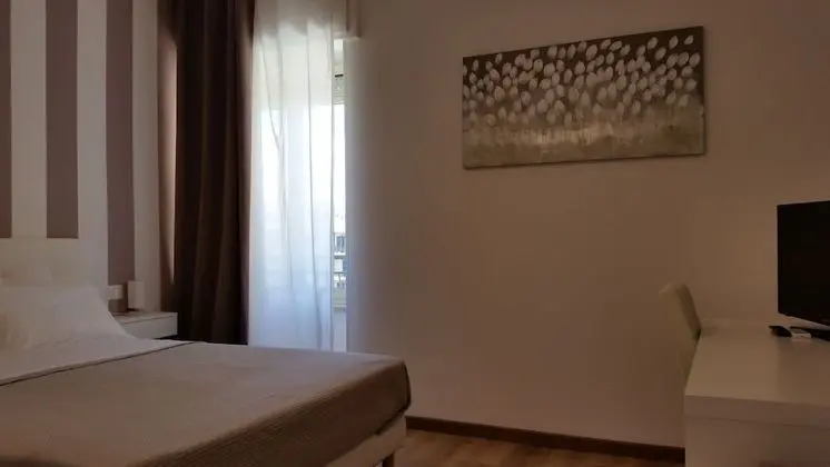 Üç Kişilik Oda