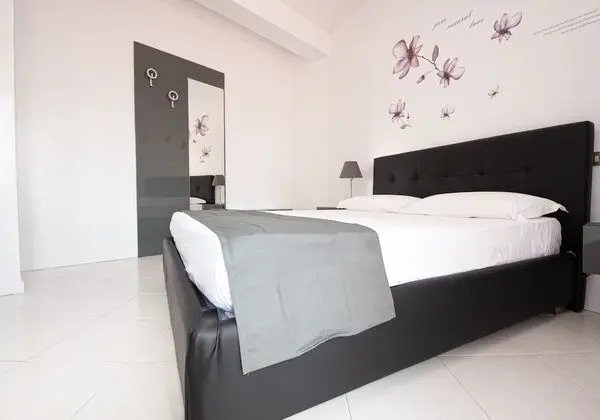 Dört Kişilik Oda, 2 Büyük (Queen) Boy Yatak, Havuz Manzaralı