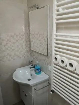 Deluxe Dört Kişilik Oda, Havuz Manzaralı