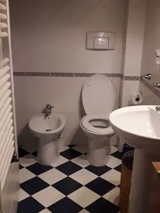 Apart Daire, 1 Büyük (Queen) Boy Yatak ve Çekyat