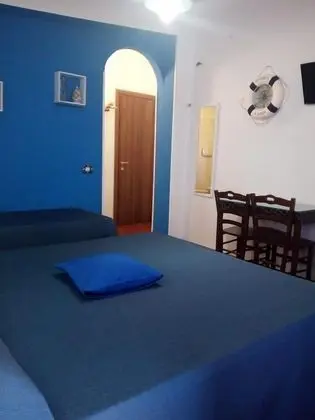 Deluxe Üç Kişilik Oda, Deniz Manzaralı