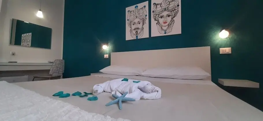 Comfort Tek Büyük Yataklı Oda