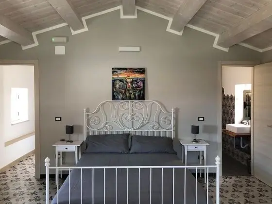 Oda, 1 Büyük (Queen) Boy Yatak ve Çekyat (I Sognatori)