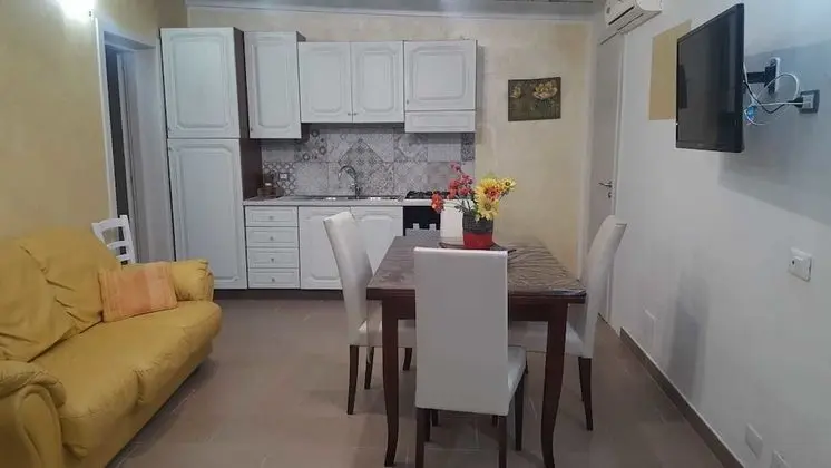 Apart Daire, 2 Yatak Odası, Sigara İçilmez