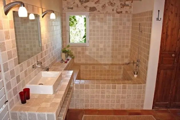 Tek Büyük Yataklı Oda (La Terrasse)