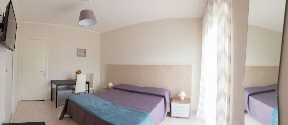 Tek Büyük veya İki Ayrı Yataklı Oda (Iris)