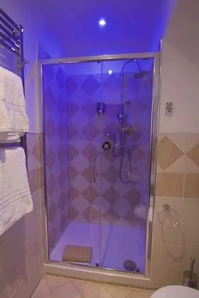 Luxury Üç Kişilik Oda