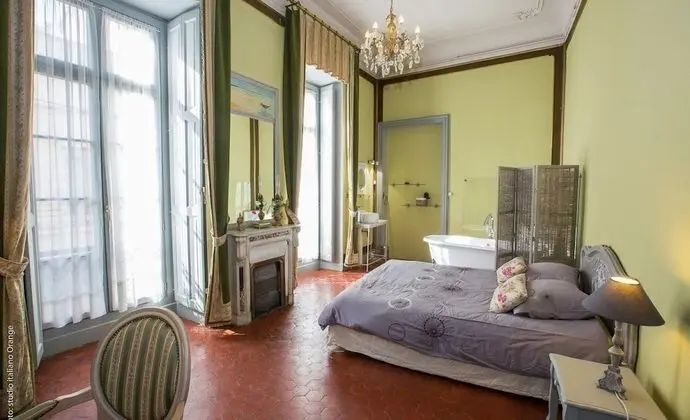 Romantic Tek Büyük Yataklı Oda (La Romantique)
