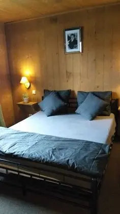 Tek Büyük Yataklı Oda (2)