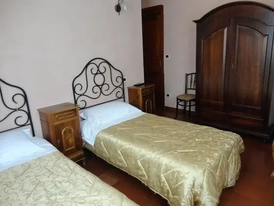 Tek Büyük veya İki Ayrı Yataklı Oda