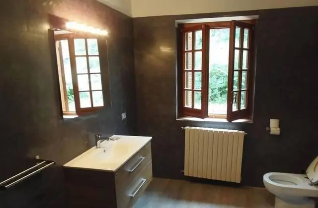 Basic Tek Büyük Yataklı Oda